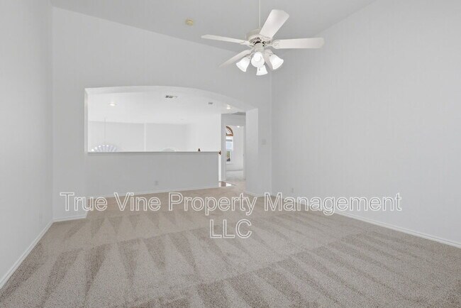 Photo - 711 Mello Oak