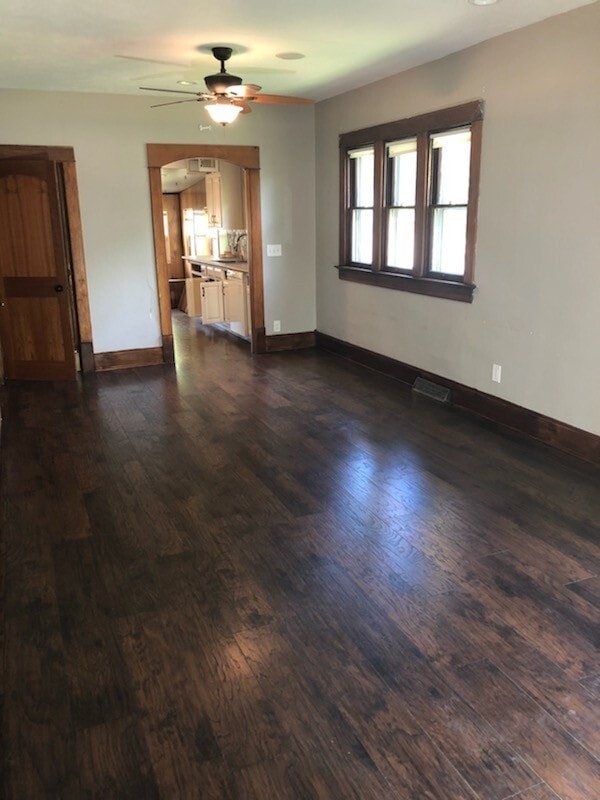 Photo - Charming 3 bedroom house close to McKennan and Downtown!