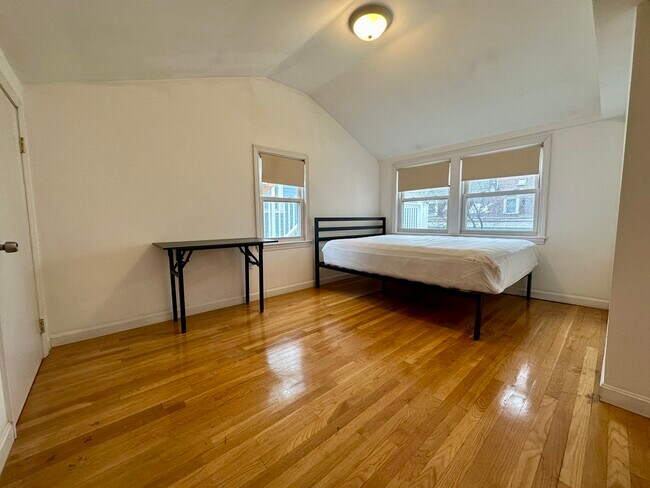 Photo - 89 Spring St Unit 3