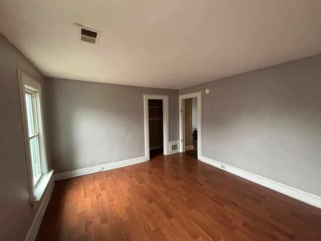 Photo - 111 Eldridge Unidad 2nd floor