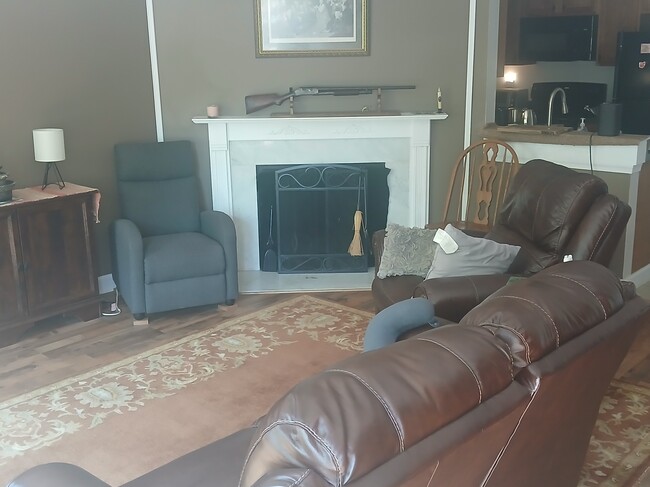 Photo - 12173 Salemtown Dr