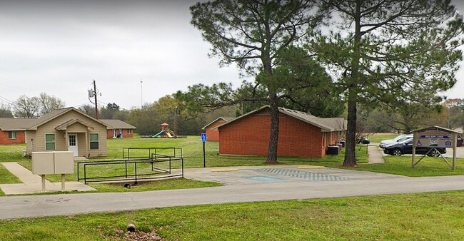 Photo - 503 Crooked Creek Rd