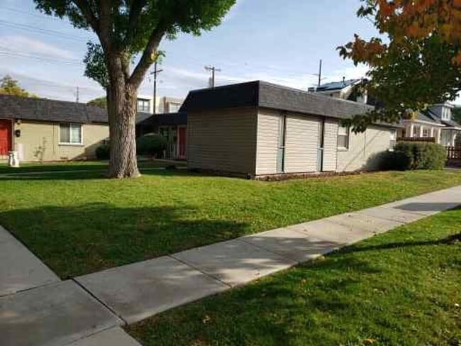 Photo - ? MUST SEE! 2-Bedroom in Prime Location ? Unidad 4