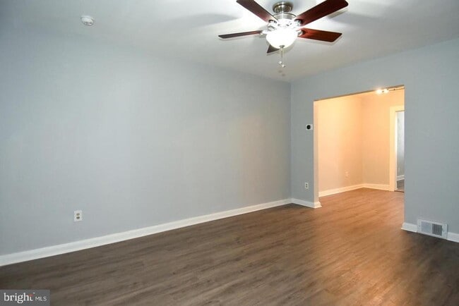 Photo - 204 34th St NE