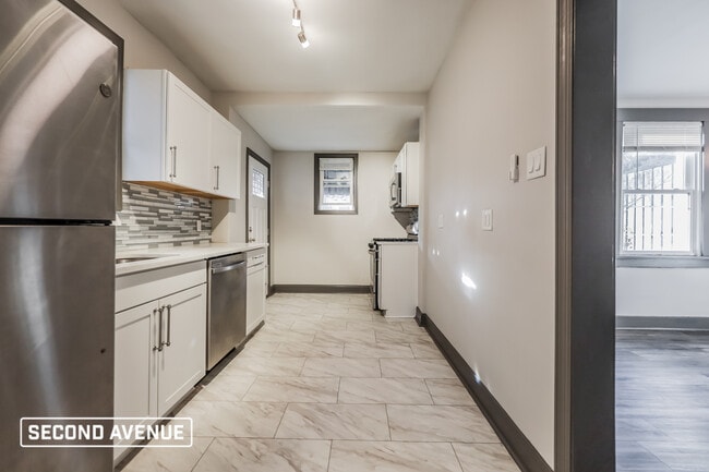 Photo - 1418 Westfield St