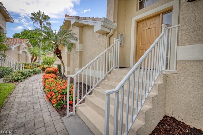 Photo - 14561 Glen Cove Dr Unidad 904