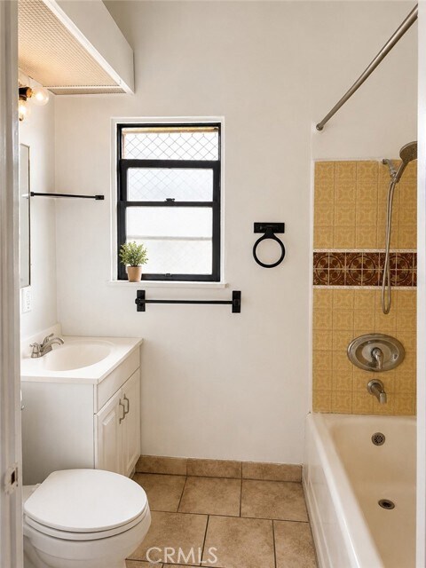 Photo - 10716 Ralston Ave