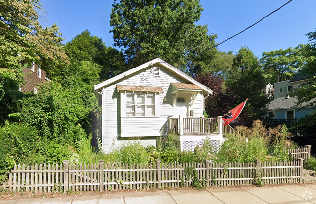 Building Photo - 281 Lamartine St Unit 1 Rental