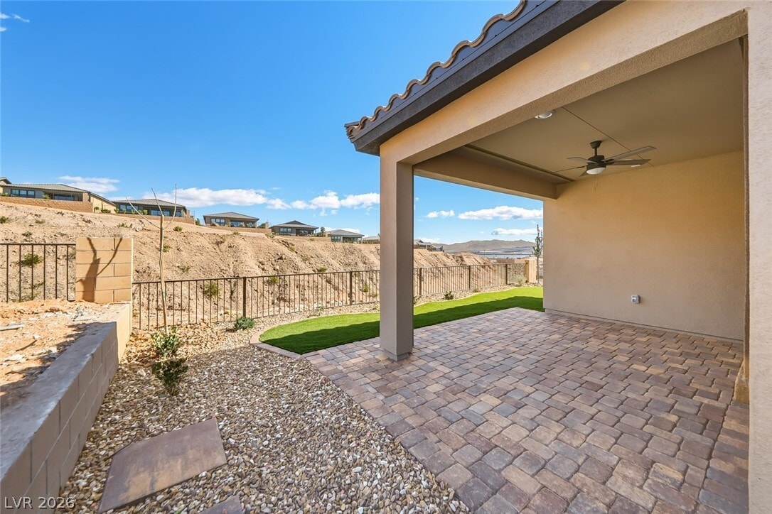 Photo - 38 Crimson Cactus Ave