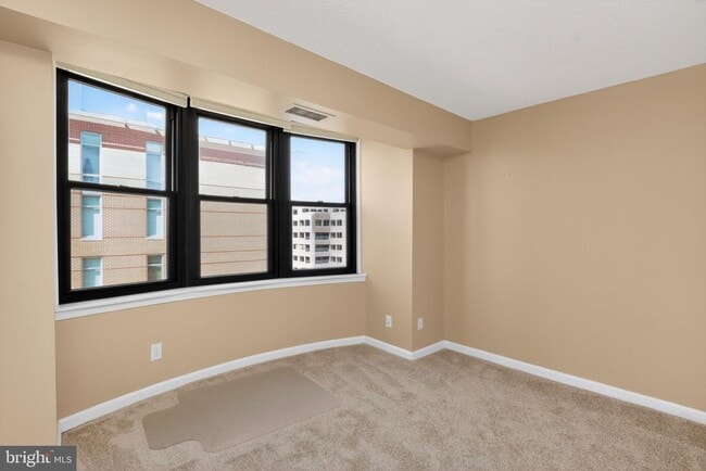 Photo - 1200 Braddock Pl Unidad 601