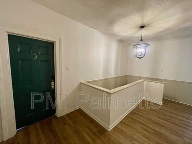 Photo - 105 W High St Unit 3