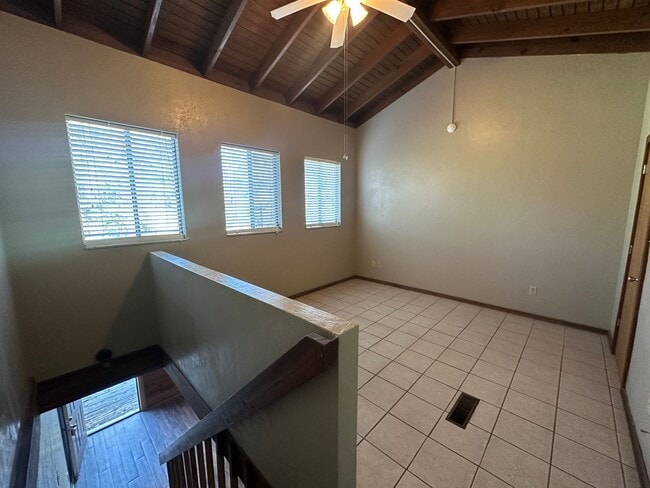 Building Photo - 2 story townhome bear CASCADES PARK w/ W/D Unit 569-B