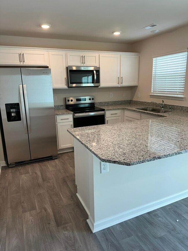 Photo - 4101 Laurel Ridge Dr