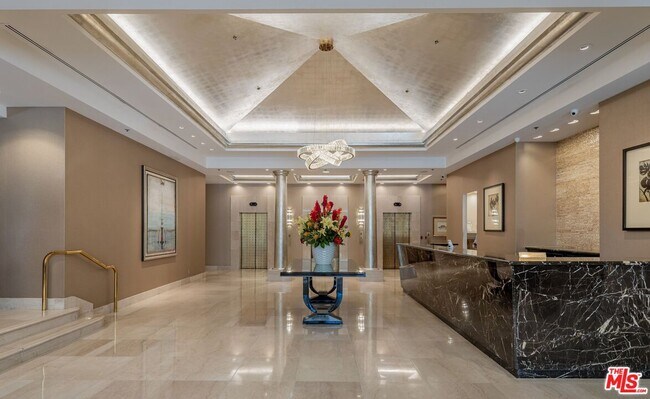 10724 Wilshire Blvd Unit 712