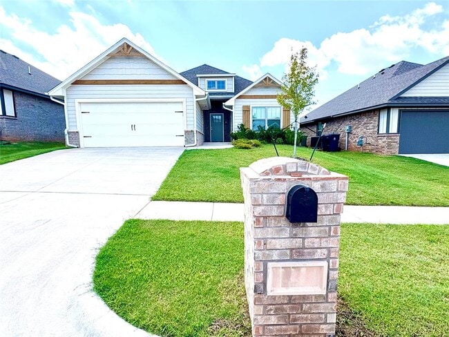 Photo - 5509 Malpaso Crk Dr