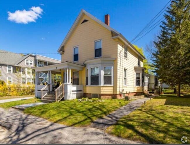 Building Photo - 7 Sylvan Ave Unit 2 Rental