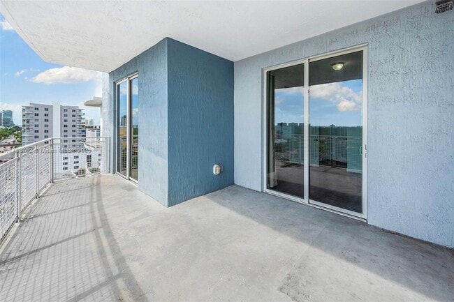 Photo - 2600 SW 27th Ave Condo Unit PH04