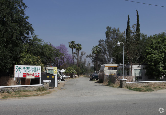 Photo - Mobile Home Park