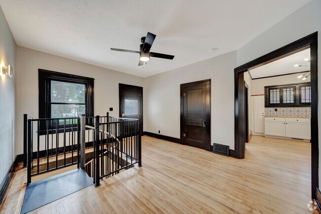 Building Photo - 216 N 25th St Rental
