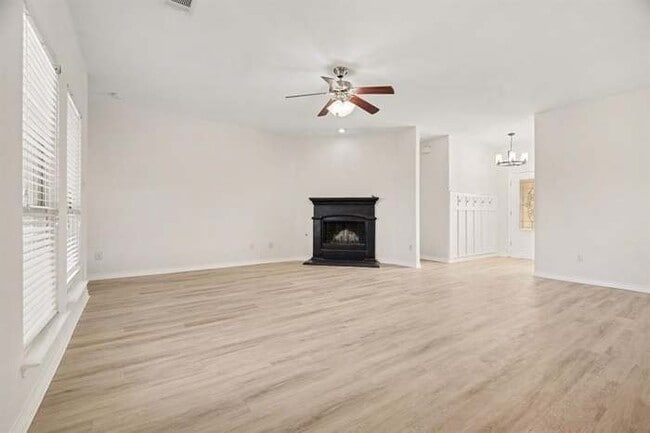 Photo - 908 Lincoln Dr