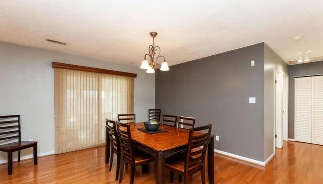 Photo - 9102 Cooper Dr