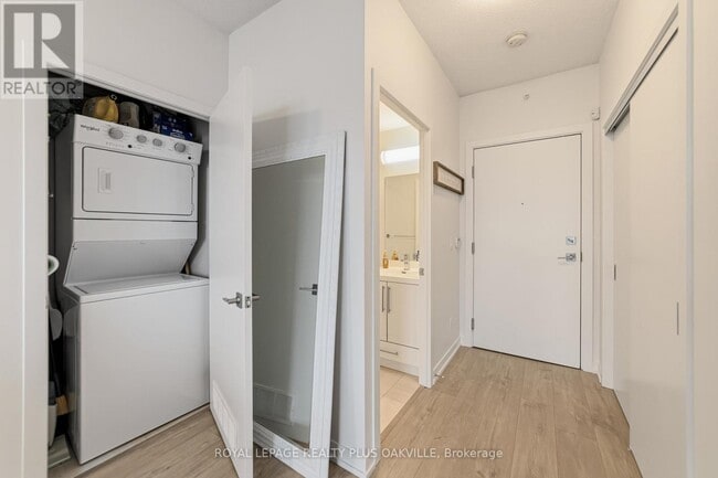 Photo - 2087 Fairview St Unit 2207