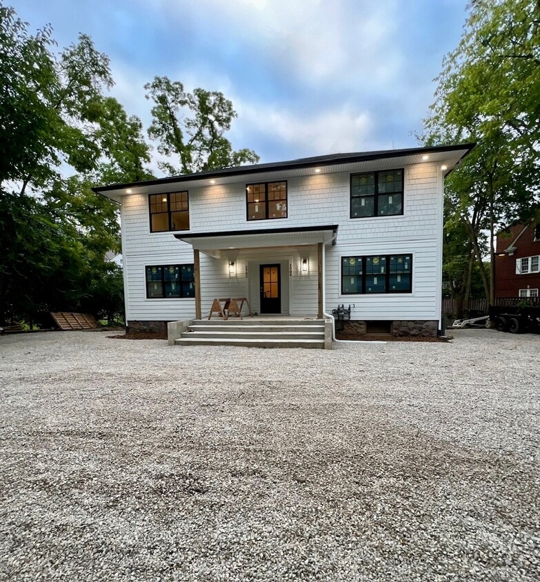 Photo - 1702 Hill St (Ann Arbor, MI)