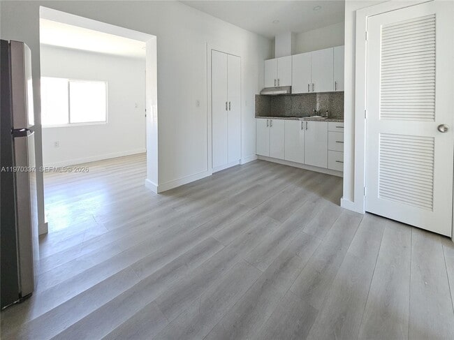 Photo - 2669 SW 9th St Unit 5