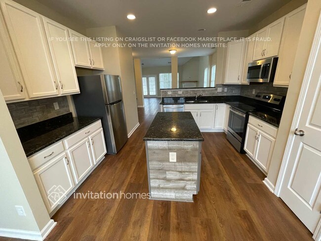 Photo - 2826 Parsifal Ln