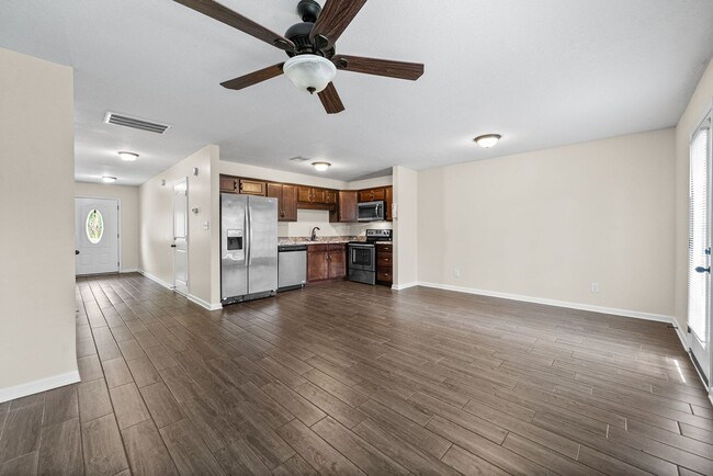 Photo - 754 Robb Ave Unit A