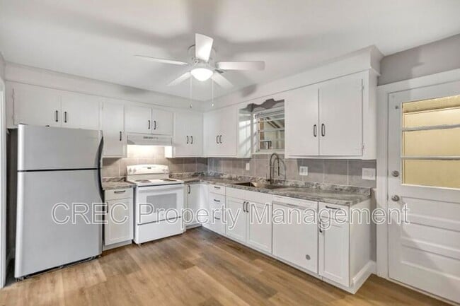 Photo - 1635 Memminger Ave Unit A