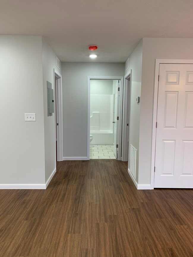 Photo - 152 School Side Dr Unit 152a School Side Dr.