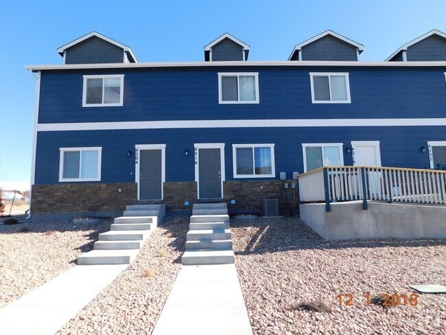 Building Photo - Modern Comfort in Lincoln Commons Communit... Rental