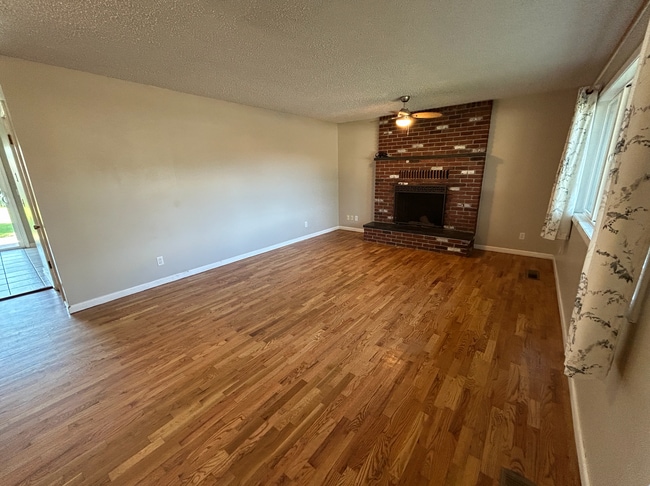 Photo - 3 Bed, 1.5 Bath with Spacious Backyard!