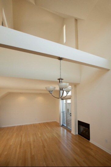 Photo - 900 N Croft Ave Unit 3