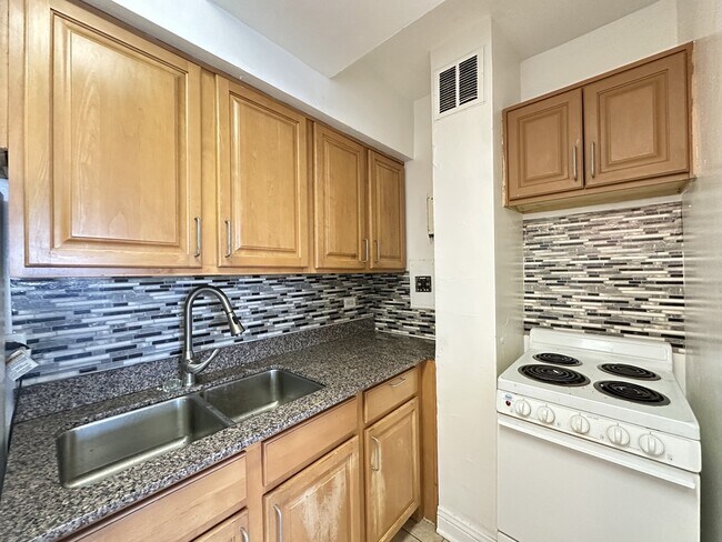 Photo - 4180 N Marine Dr Unidad 7001