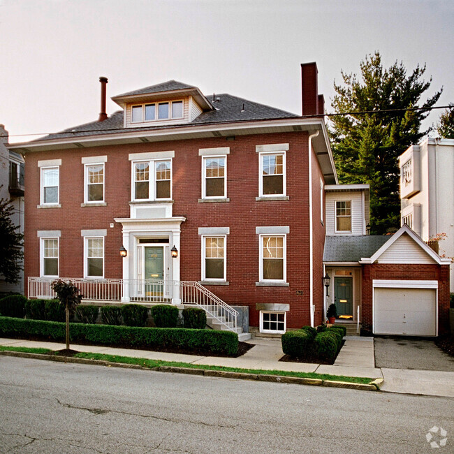 Building Photo - 6316 Howe St Rental