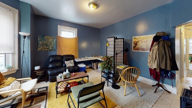 36 Mozart St Unit 2