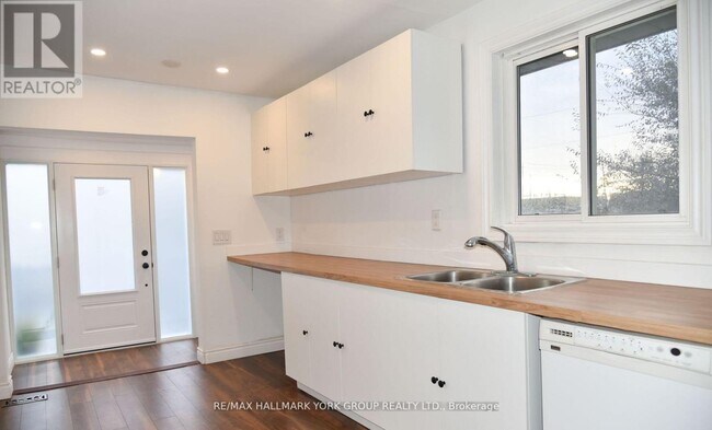 Photo - 181 Penn Ave