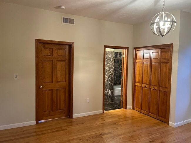 Photo - 194 Auburn St Unit 2