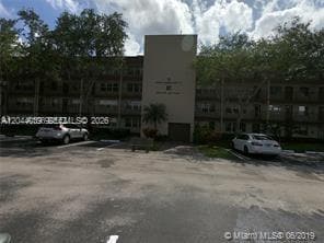 Building Photo - 300 SW 134th Way Unit 105E