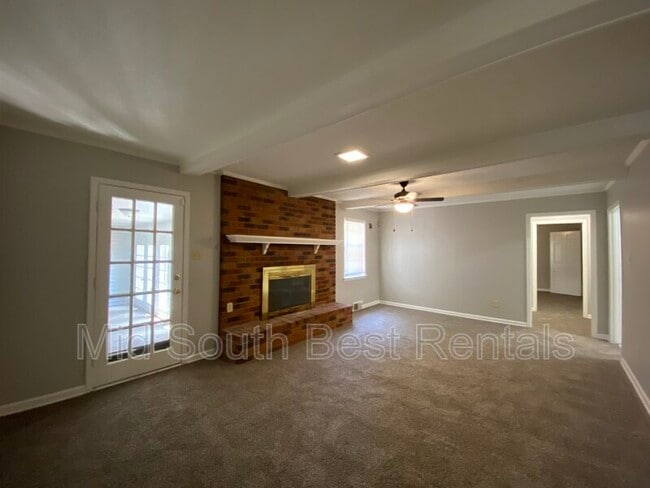 Photo - 8395 Burning Tree Ln