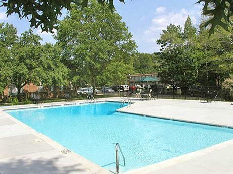 Photo - Castle Club Apartments