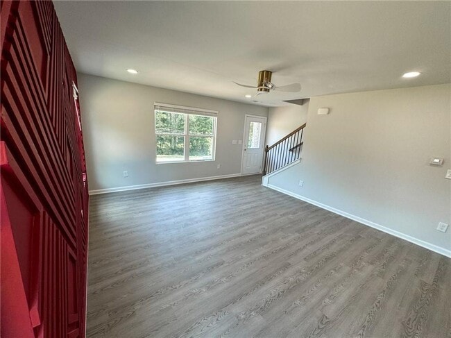 Photo - 1331 E Atlanta Rd