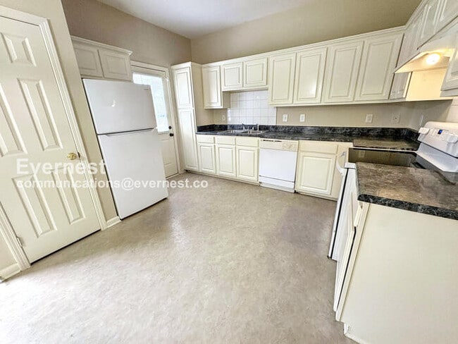 Photo - 2479 Brianna Dr