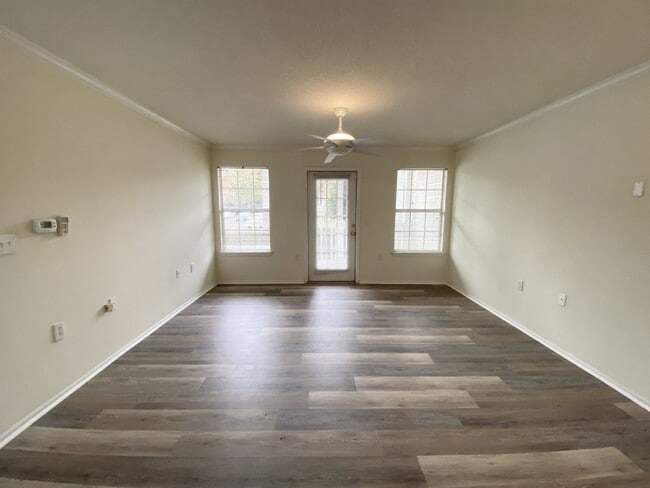 Photo - First Floor Living! One Bedroom Apartment in The Reserve at Woodbridge Unit B113