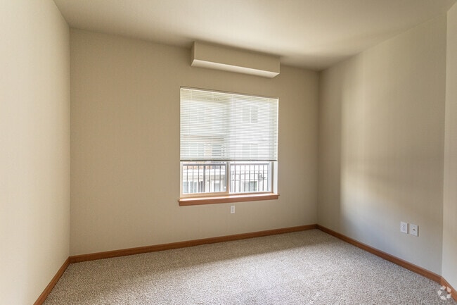 2BR, 2BA - 968SF - Shangri-La Apartments