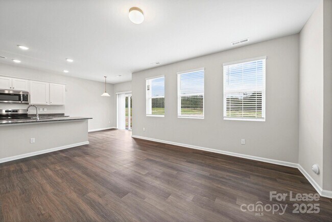 Photo - 133 Pumice Dr