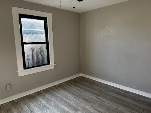 Photo - 233 Blevins St