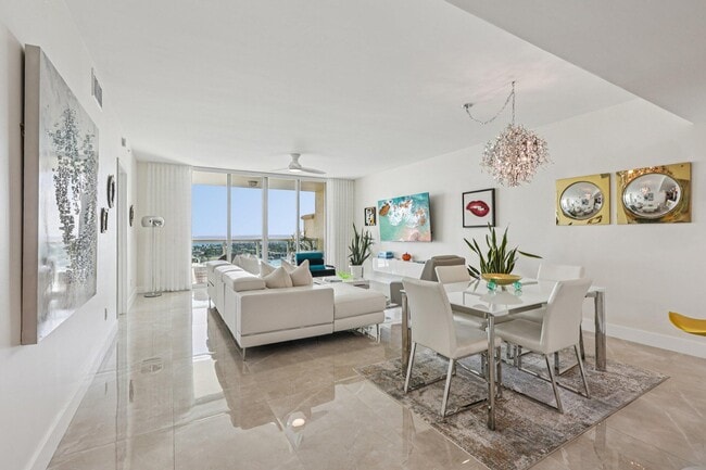 Photo - 2640 Lake Shore Dr Unit 2312